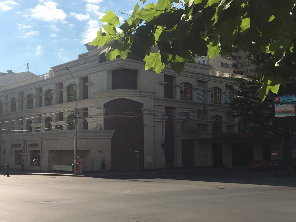 City Center Appartment At The Zhvania Square Tiflis Exterior foto